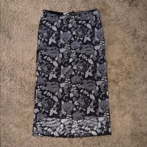 Nectar Elegant Floral Blue and Gray Skirt
